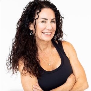 Meet your Posher, Lorraine